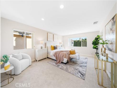 21  National Place  , Irvine, CA