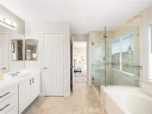 21  National Place  , Irvine, CA