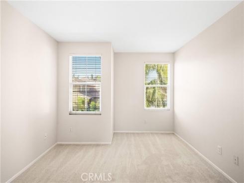 21  National Place  , Irvine, CA