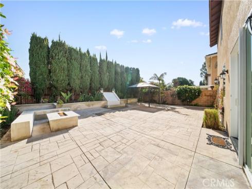 21  National Place  , Irvine, CA