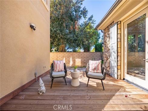 26  Twin Gables  , Irvine, CA