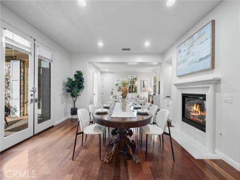 26  Twin Gables  , Irvine, CA