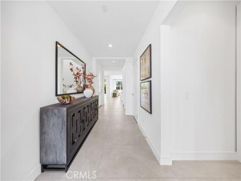 106  Albero  , Irvine, CA