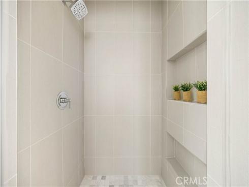 106  Albero  , Irvine, CA