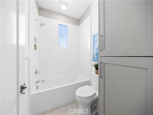 106  Albero  , Irvine, CA