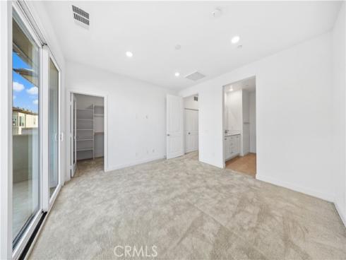 118  Abacus  , Irvine, CA