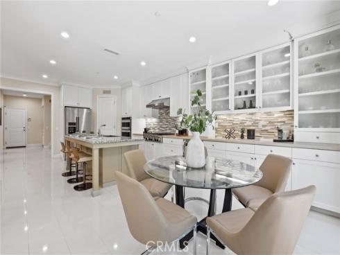 62  Wrangler  , Irvine, CA