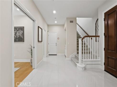 62  Wrangler  , Irvine, CA