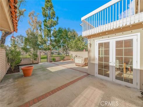 16 Palmento , Irvine, CA