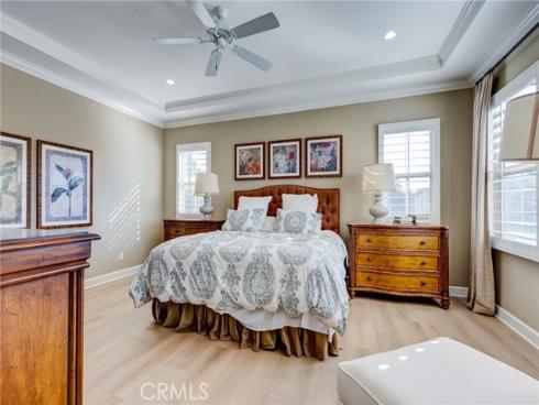 34  Great Lawn  , Irvine, CA