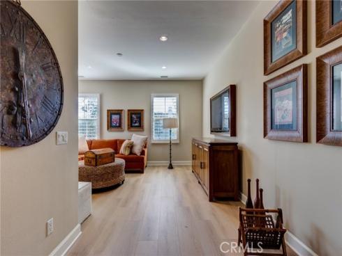 34  Great Lawn  , Irvine, CA