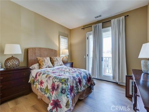 34  Great Lawn  , Irvine, CA