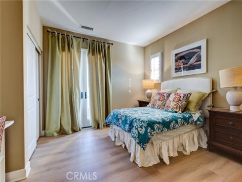 34  Great Lawn  , Irvine, CA