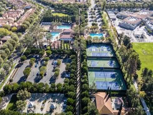 34  Great Lawn  , Irvine, CA