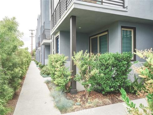 337  Placemark  , Irvine, CA