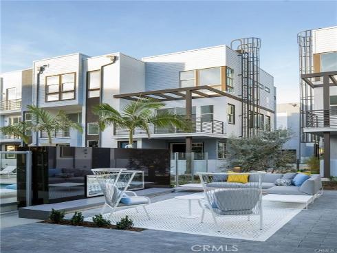 337  Placemark  , Irvine, CA