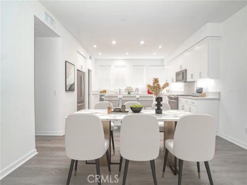 337  Placemark  , Irvine, CA