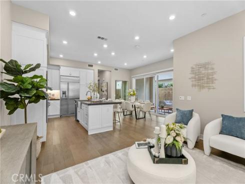 110  Spiral  , Irvine, CA