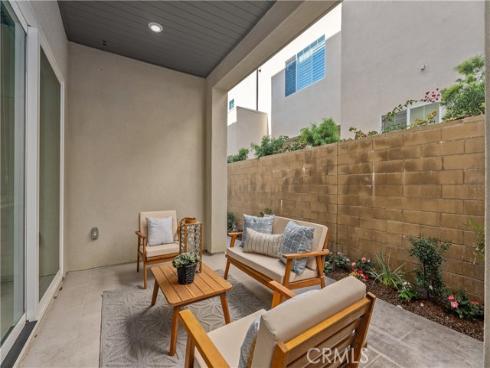 110  Spiral  , Irvine, CA