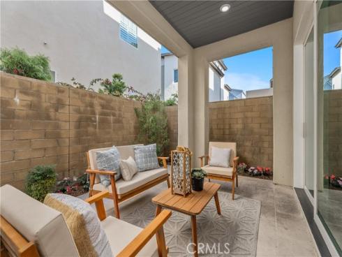 110  Spiral  , Irvine, CA