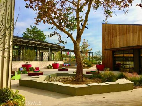 110  Spiral  , Irvine, CA