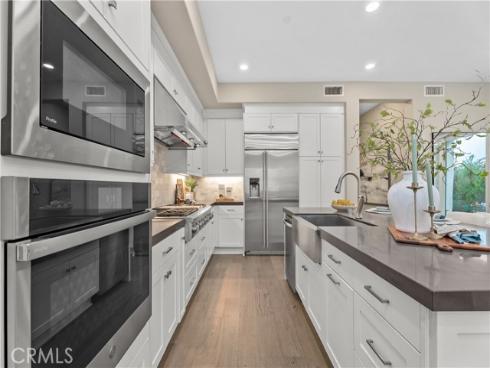 110  Spiral  , Irvine, CA