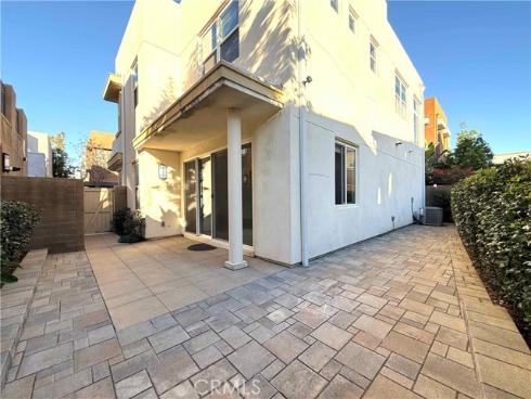 111  Newall  , Irvine, CA