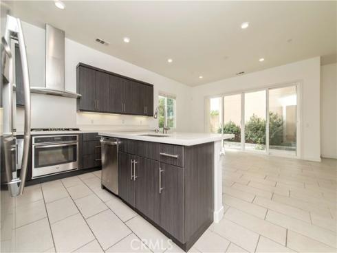 111  Newall  , Irvine, CA