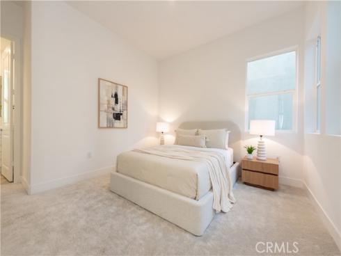 317  Sora  , Irvine, CA