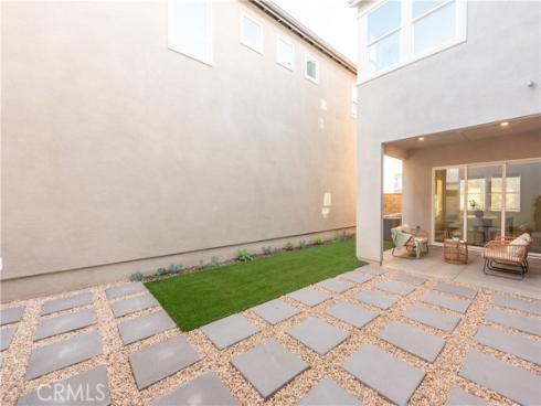 317  Sora  , Irvine, CA