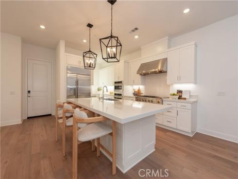 317  Sora  , Irvine, CA