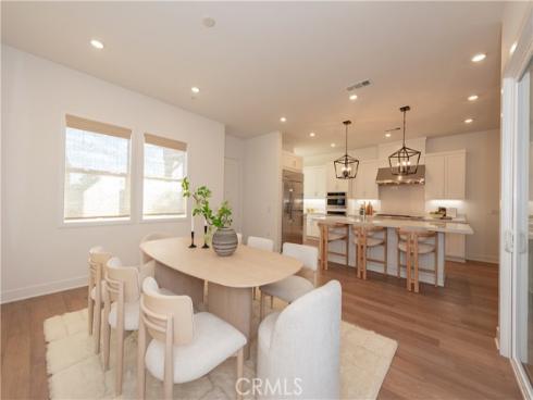 317  Sora  , Irvine, CA