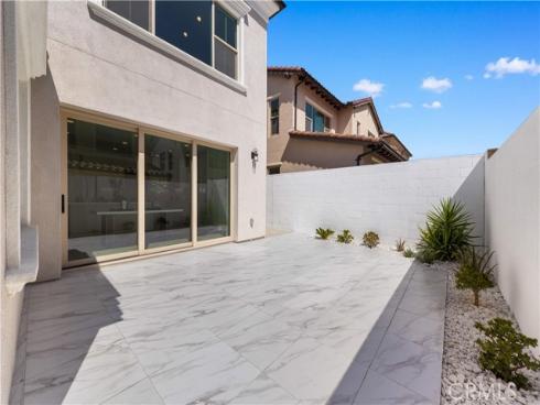 168  Somera  , Irvine, CA