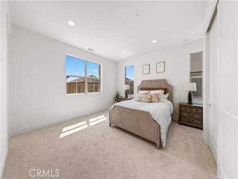 168  Somera  , Irvine, CA