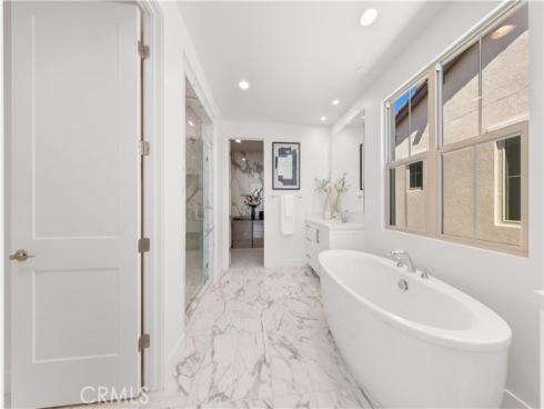 168  Somera  , Irvine, CA