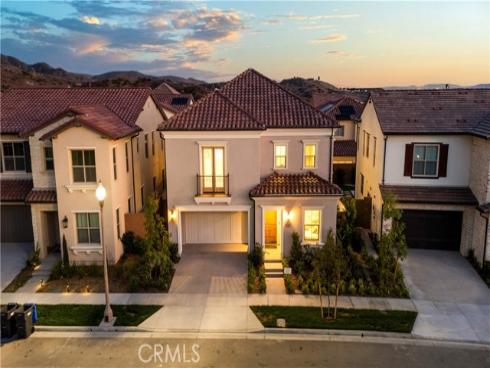 168  Somera  , Irvine, CA