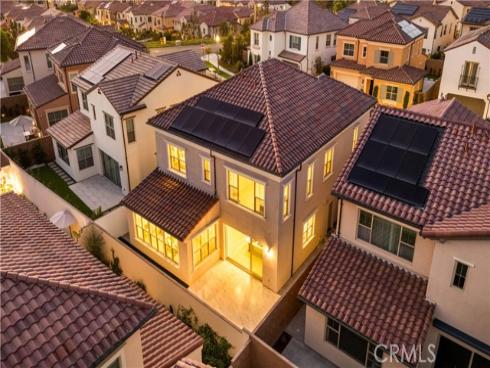 168  Somera  , Irvine, CA