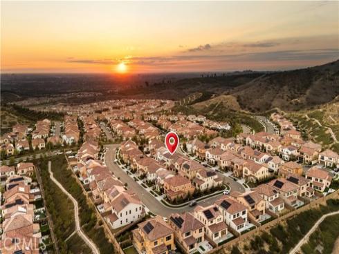 168  Somera  , Irvine, CA