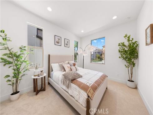 168  Somera  , Irvine, CA