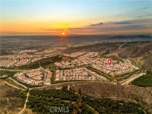 168  Somera  , Irvine, CA