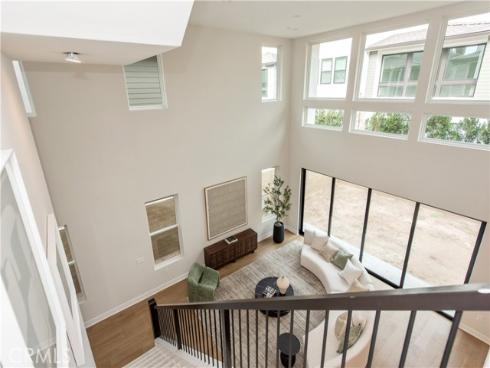 216 Stage , Irvine, CA