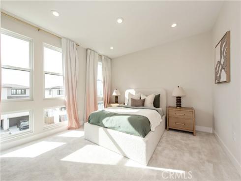 216 Stage , Irvine, CA