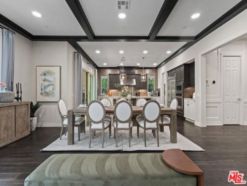 55  Suede  , Irvine, CA