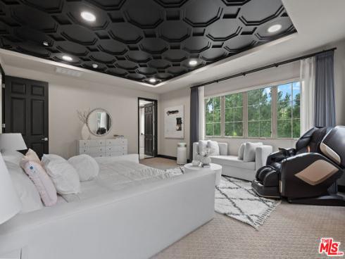 55  Suede  , Irvine, CA