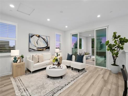 118  Modjeska  , Irvine, CA