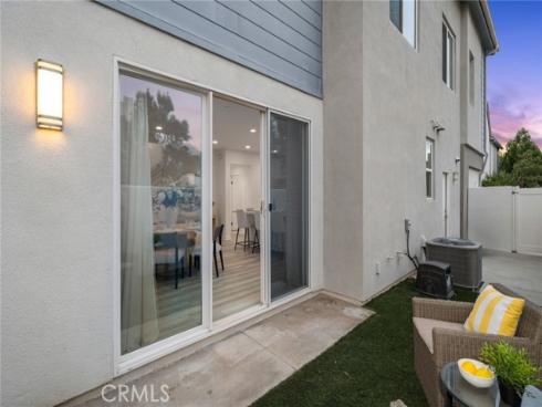 118  Modjeska  , Irvine, CA