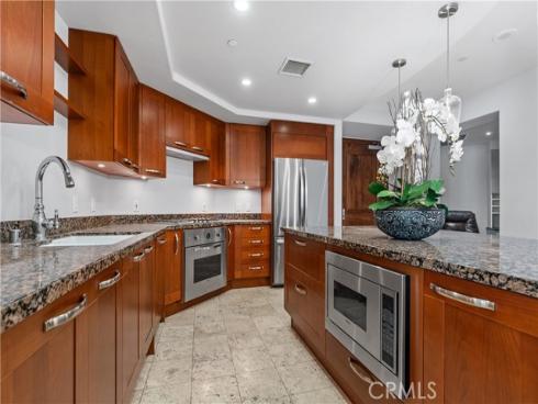 5042  Scholarship  , Irvine, CA