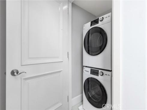 5042  Scholarship  , Irvine, CA