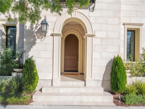 85  Spacial  , Irvine, CA