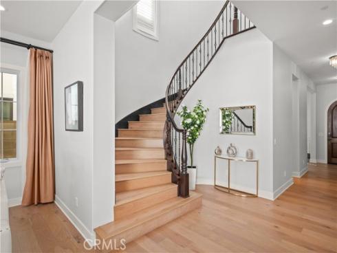 85  Spacial  , Irvine, CA